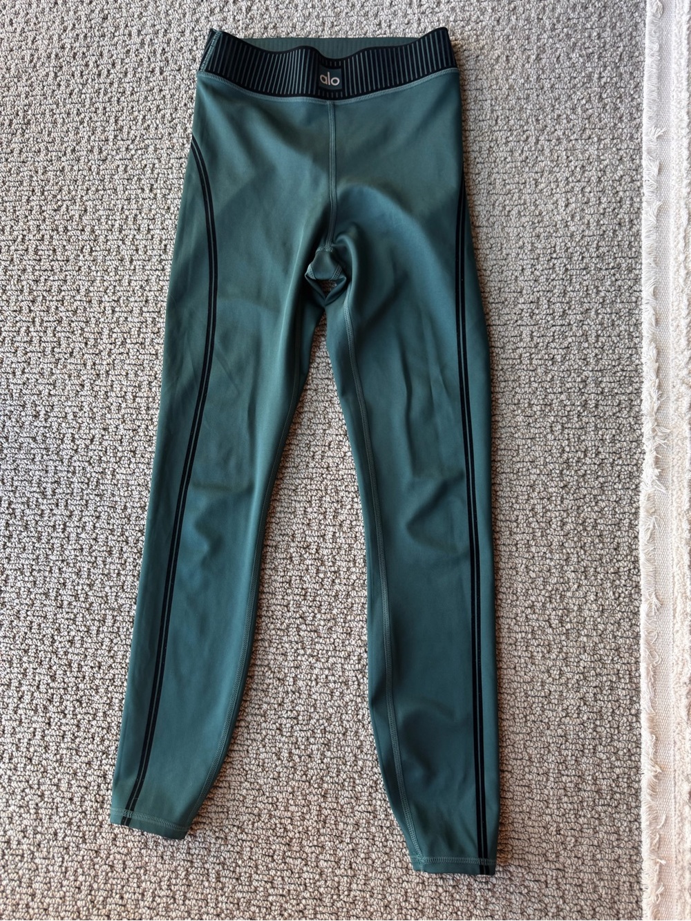 ALO Yoga Green High-Waist Athletic Leggings